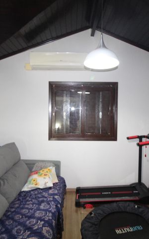 Casa à venda com 170m², 3 quartos e 3 vagasSala 2