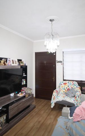 Casa à venda com 170m², 3 quartos e 3 vagasSala