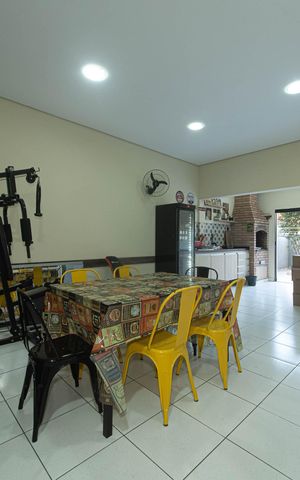 Casa para alugar com 298m², 3 quartos e 4 vagas Casa para alugar com 298m², 3 quartos e 4 vagasArea Gourmet