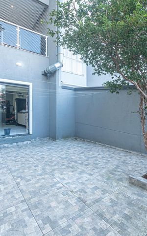 Casa para alugar com 298m², 3 quartos e 4 vagas Casa para alugar com 298m², 3 quartos e 4 vagasQuintal