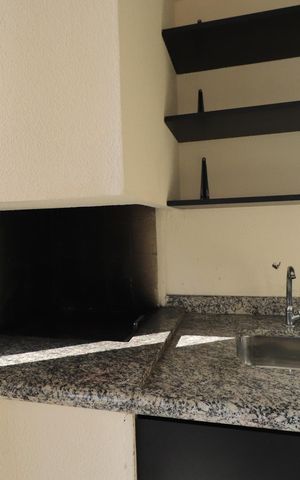 Apartamento para alugar com 160m², 3 quartos e 3 vagasSacada