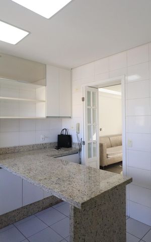 Apartamento para alugar com 160m², 3 quartos e 3 vagasCozinha