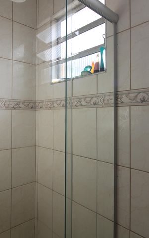 Casa de condomínio à venda com 65m², 2 quartos e 1 vagaBanheiro social