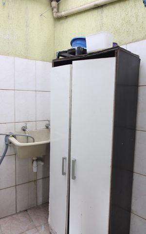 Casa de condomínio à venda com 65m², 2 quartos e 1 vagaÁrea de Serviço