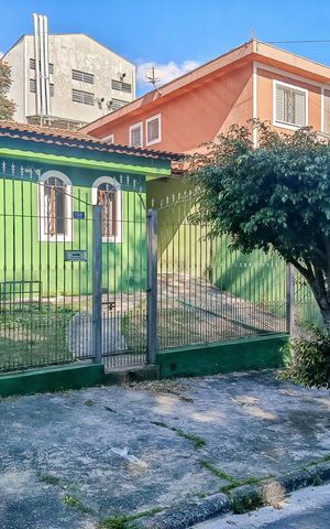 Casa à venda com 270m², 4 quartos e 4 vagas