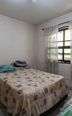 Casa à venda com 270m², 4 quartos e 4 vagas