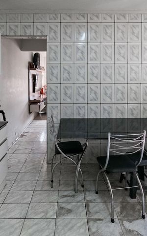 Casa à venda com 270m², 4 quartos e 4 vagas