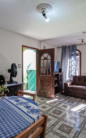 Casa à venda com 270m², 4 quartos e 4 vagas