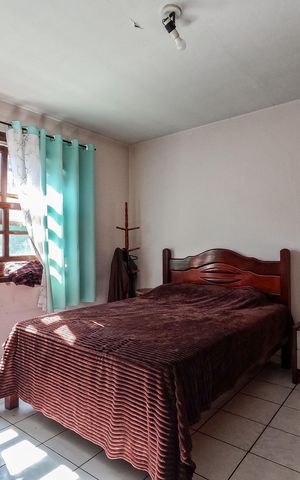Casa à venda com 270m², 4 quartos e 4 vagas
