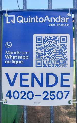 Casa à venda com 270m², 4 quartos e 4 vagas