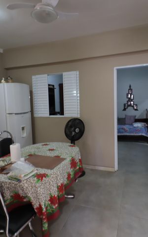 Casa à venda com 250m², 3 quartos e 4 vagasQuarto de Serviço
