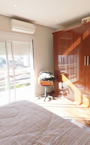 Casa à venda com 250m², 3 quartos e 4 vagasSuíte 3