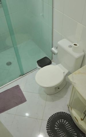 Casa à venda com 274m², 2 quartos e 3 vagasBanheiro 