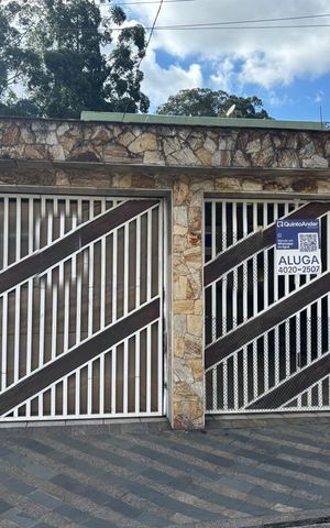 Casa à venda com 274m², 2 quartos e 3 vagasFachada 