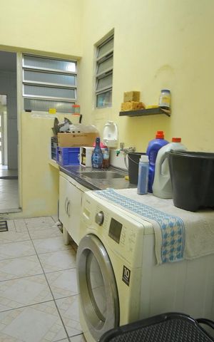 Casa à venda com 274m², 2 quartos e 3 vagasÁrea de Serviço