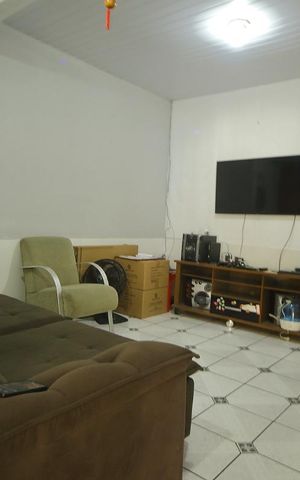 Casa à venda com 274m², 2 quartos e 3 vagasSala