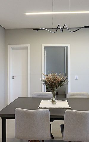 Casa de condomínio para alugar com 196m², 2 quartos e 2 vagasSala  cozinha americana integrada