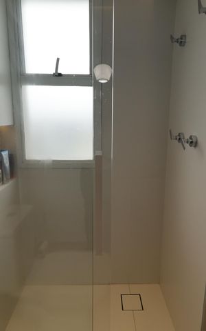Apartamento à venda com 400m², 4 quartos e 5 vagasBanheiro da Suíte 2