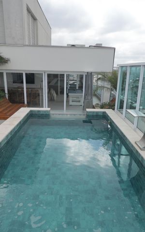 Apartamento à venda com 400m², 4 quartos e 5 vagasPiscina