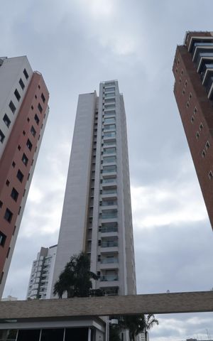Apartamento à venda com 400m², 4 quartos e 5 vagasFachada