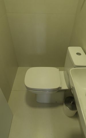 Apartamento à venda com 400m², 4 quartos e 5 vagasBanheiro de serviço