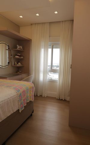 Apartamento à venda com 400m², 4 quartos e 5 vagasSuíte 2