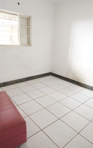 Casa para alugar com 285m², 4 quartos e sem vaga
