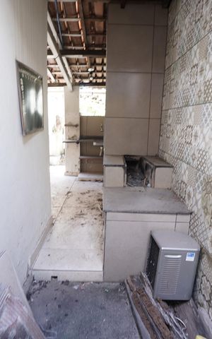 Casa para alugar com 285m², 4 quartos e sem vaga