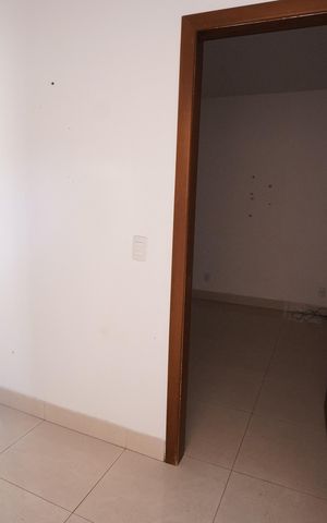 Casa para alugar com 285m², 4 quartos e sem vaga