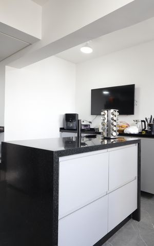 Apartamento à venda com 167m², 4 quartos e 5 vagasCozinha