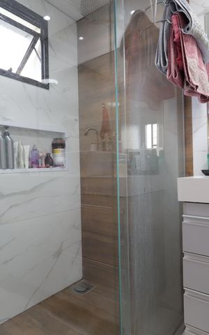 Apartamento à venda com 167m², 4 quartos e 5 vagasBanheiro da Suíte