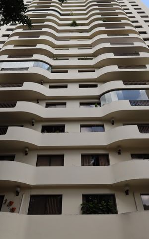 Apartamento à venda com 167m², 4 quartos e 5 vagasFachada