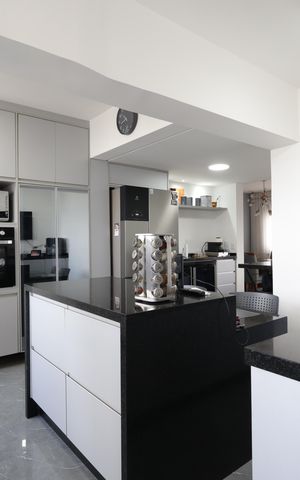 Apartamento à venda com 167m², 4 quartos e 5 vagasCozinha