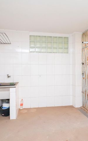Casa à venda com 155m², 3 quartos e 2 vagasÁrea de Serviço