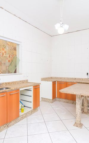 Casa à venda com 155m², 3 quartos e 2 vagasCozinha