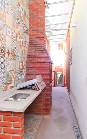 Casa à venda com 155m², 3 quartos e 2 vagasQuintal
