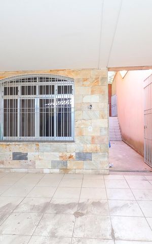 Casa à venda com 155m², 3 quartos e 2 vagasGaragem