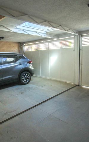 Casa à venda com 330m², 4 quartos e 3 vagas