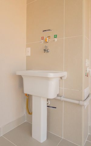 Apartamento à venda com 65m², 2 quartos e 1 vagaÁrea de Serviço
