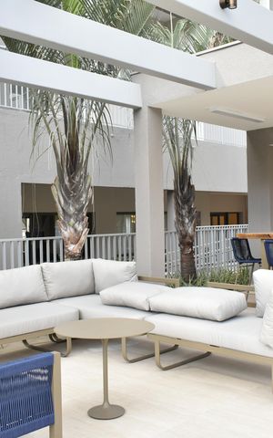 Apartamento à venda com 65m², 2 quartos e 1 vagaBar
