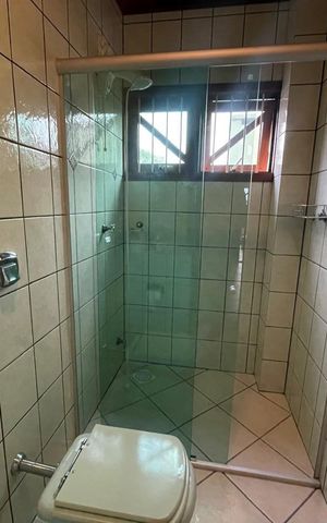 Casa à venda com 390m², 5 quartos e 2 vagas