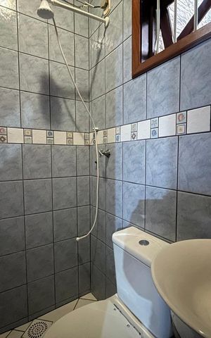 Casa à venda com 390m², 5 quartos e 2 vagas