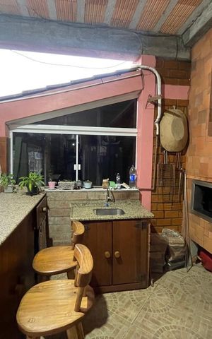 Casa à venda com 390m², 5 quartos e 2 vagas