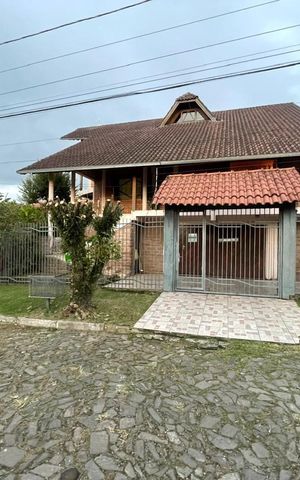 Casa à venda com 390m², 5 quartos e 2 vagas Casa à venda com 390m², 5 quartos e 2 vagasPlaca instalada em 09/06/2026 - Cod.COEY-1128