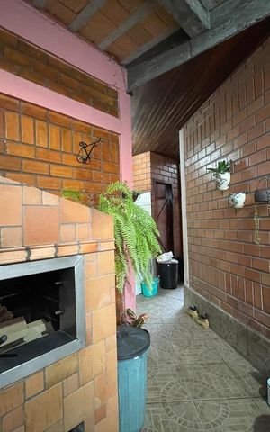 Casa à venda com 390m², 5 quartos e 2 vagas