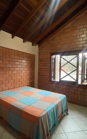 Casa à venda com 390m², 5 quartos e 2 vagas