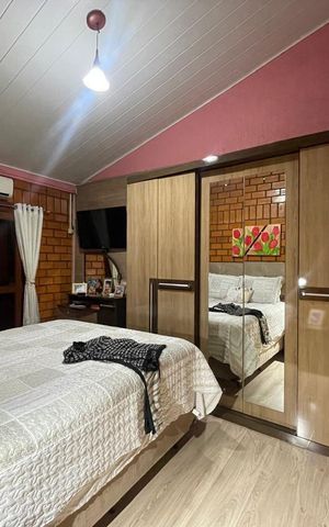 Casa à venda com 390m², 5 quartos e 2 vagas
