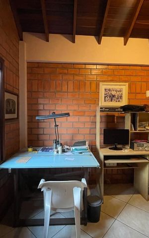 Casa à venda com 390m², 5 quartos e 2 vagas
