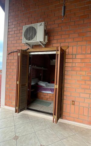 Casa à venda com 390m², 5 quartos e 2 vagas