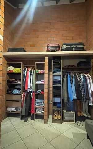 Casa à venda com 390m², 5 quartos e 2 vagas